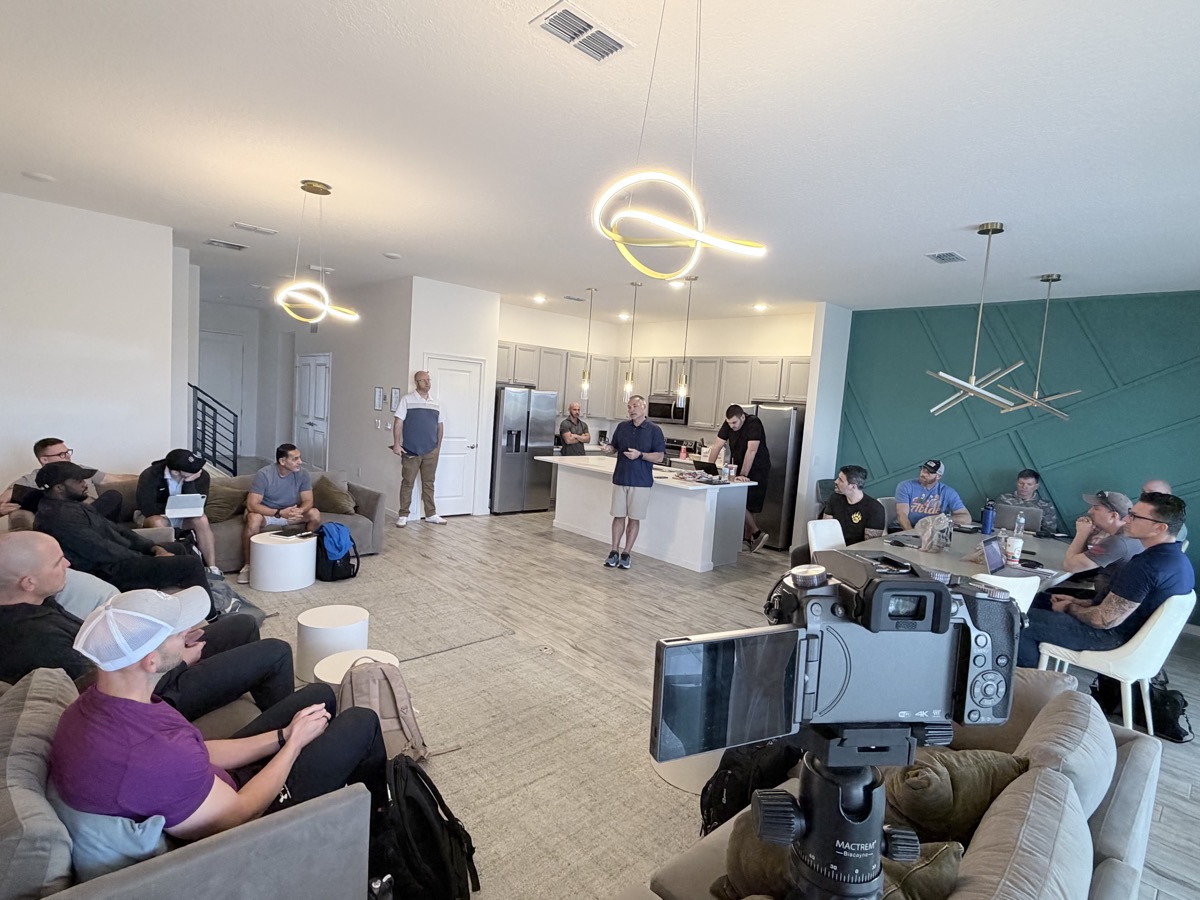 Full room mastermind session